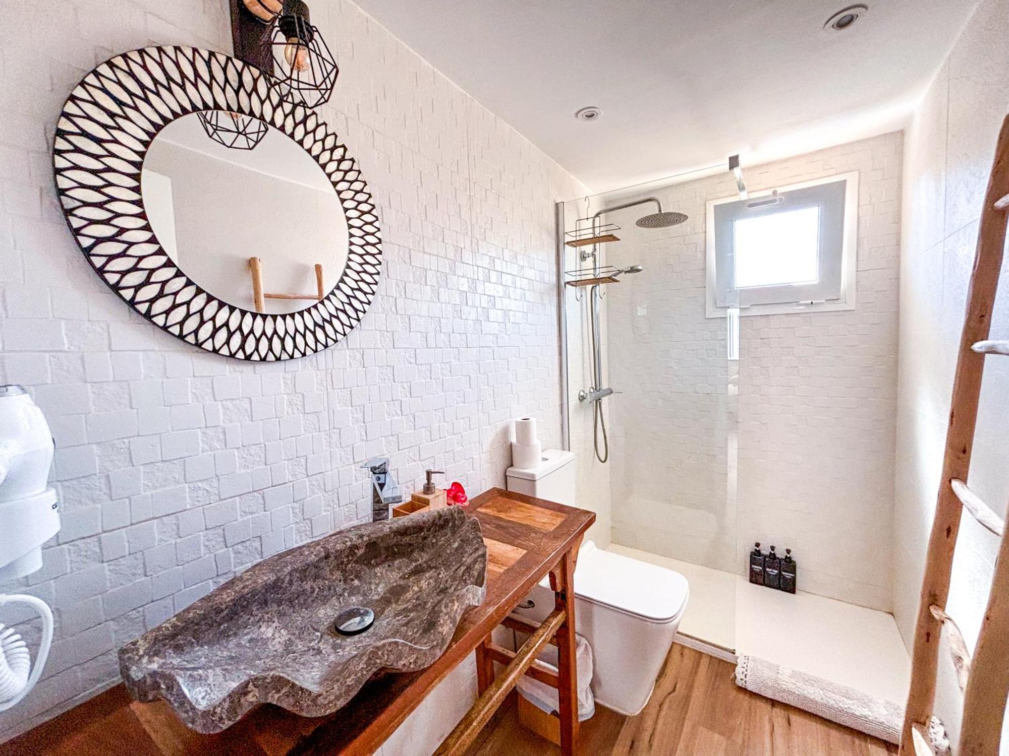 Chakra House Fuerteventura - Affordable Rooms In A Cozy Guesthouse Corralejo Eksteriør billede